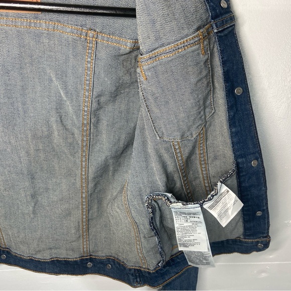 Levi Strauss Denim Jacket Women’s XS Blue Jean Trucker Button Up Long Sleeve - Picture 9 of 16
